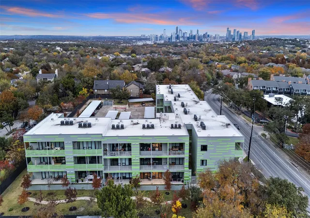 29th image of 4004 Banister Ln #309, Austin, TX 78704 | MLS# 1778414