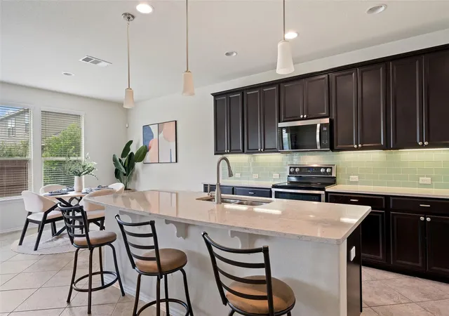 4th image of 16000 Canberra Trl, Austin, TX 78728 | MLS# 9924072