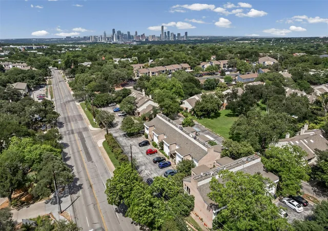 2nd image of 3809 Menchaca Rd, Austin, TX 78704