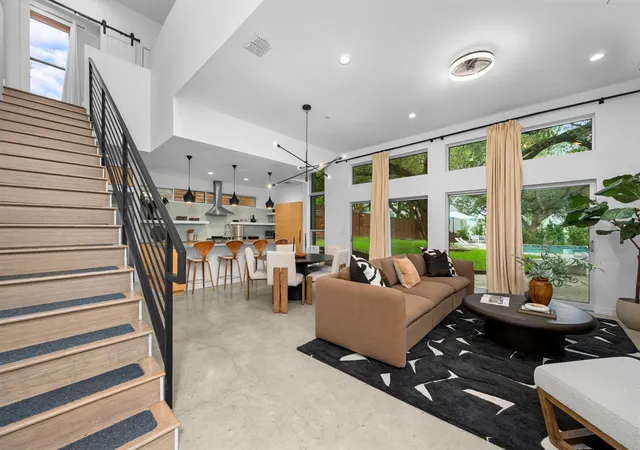 4th image of 3112 Clawson Rd, Austin, TX 78704 | MLS# 8804877