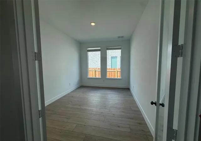 Photo 3 of Single family home for sale at 507 Corniche Cir, Hutto, TX 78634 | MLS# 7114023 | Listing updated on 2026-09-22
