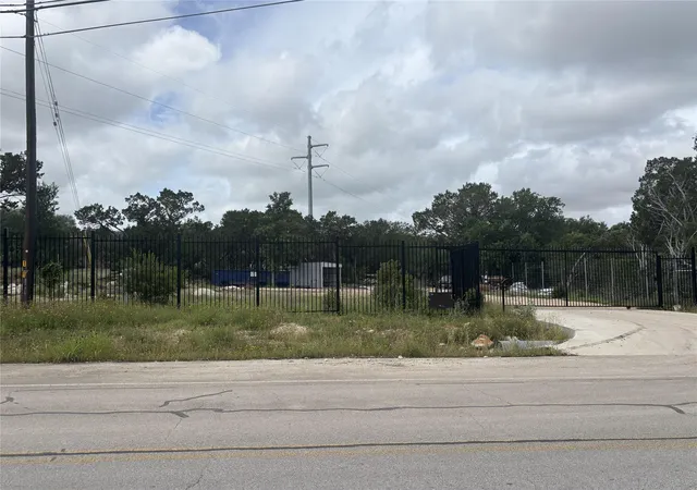 Photo 2 of Land for sale at 1711 W Mccarty Ln, San Marcos, TX 78666 | MLS# 8199887 | Listing updated on 2026-08-31