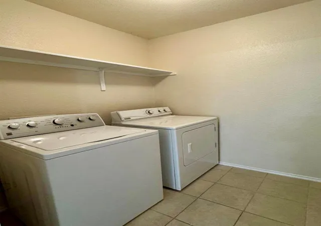 5th image of 400 Blue Shale Dr, Jarrell, TX 76537 | MLS# 5986314