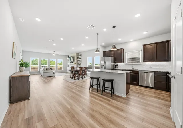 2nd image of 1202 Carnaby Dr, Temple, TX 76502 | MLS# 3577448