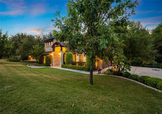 Photo 3 of Single family home for sale at 2719 Springwood Ln, Georgetown, TX 78628 | MLS# 5553742 | Listing updated on 2026-08-31