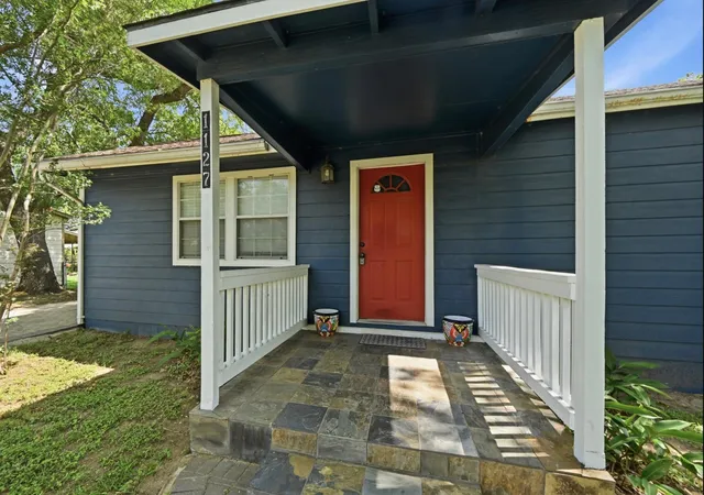 Homes for sale in Luling, TX | 1127 Parr St, Luling, TX 78648 | MLS# 4594762