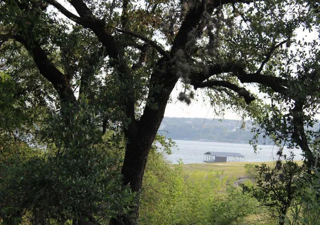 3rd image of 738 Deckhouse Dr, Lago Vista, TX 78645 | MLS# 2411491