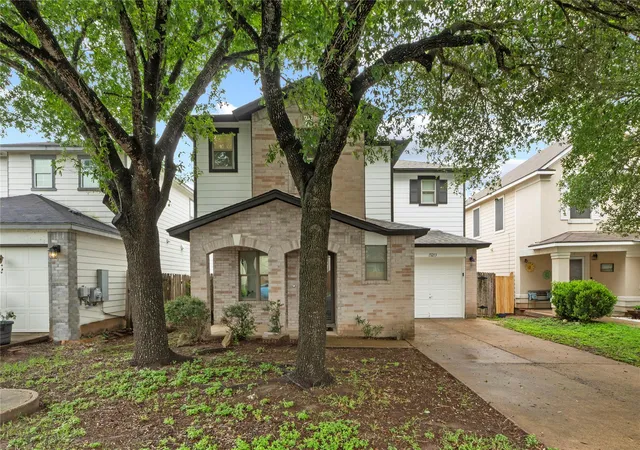 Photo 2 of Single family home for sale at 13213 Sea Biscuit Dr, Del Valle, TX 78617 | MLS# 2767547 | Listing updated on 2026-09-06