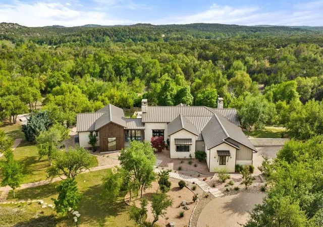Photo 2 of Single family home for sale at 2560 Bell Springs Rd, Dripping Springs, TX 78620 | MLS# 4703300 | Listing updated on 2026-08-24