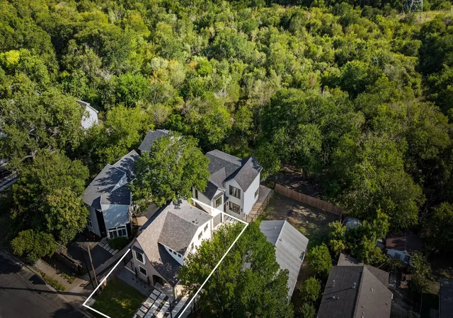 32nd image of 5607 Tura Ln #1, Austin, TX 78721 | MLS# 5236233