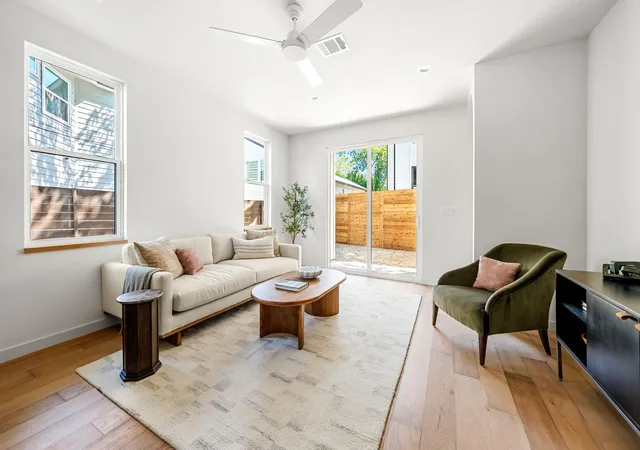 5th image of 5607 Tura Ln #1, Austin, TX 78721 | MLS# 5236233