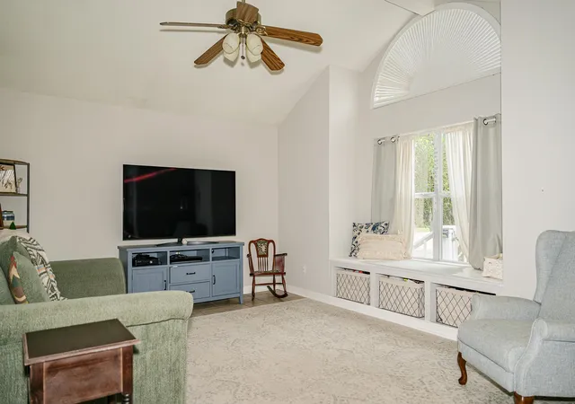 Homes for sale in Giddings, TX | 450 Biscayne St, Giddings, TX 78942 | MLS# 4039372