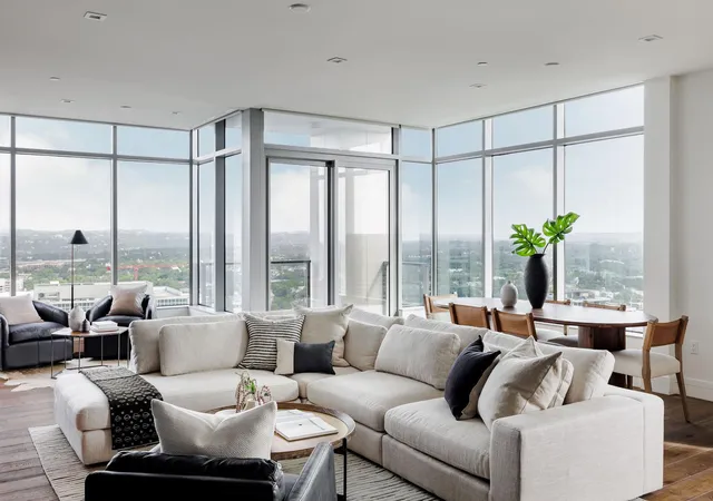 3rd image of 501 West Ave #2404, Austin, TX 78701 | MLS# 7739502