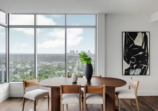 5th image of 501 West Ave #2404, Austin, TX 78701 | MLS# 7739502