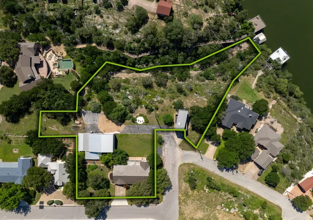 2nd image of 401 Crestview Dr, Marble Falls, TX 78654 | MLS# 4283530