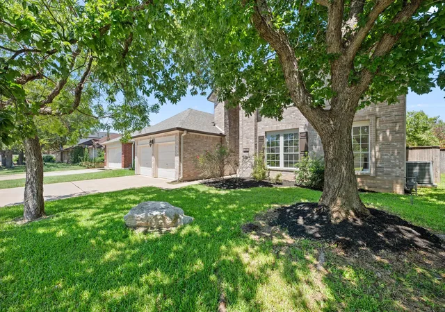 Photo 2 of Single family home for sale at 1304 Meadow Lark Dr, Cedar Park, TX 78613 | MLS# 4980770 | Listing updated on 2026-10-18