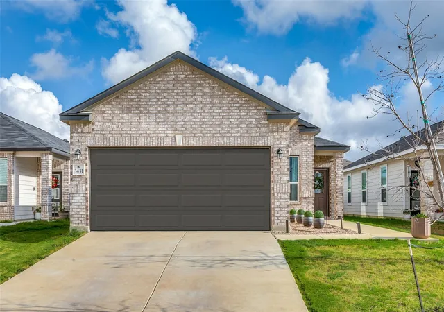 Single family home for sale at 3431 Old Almonte Dr, San Antonio, TX 78224 | MLS# 2973385