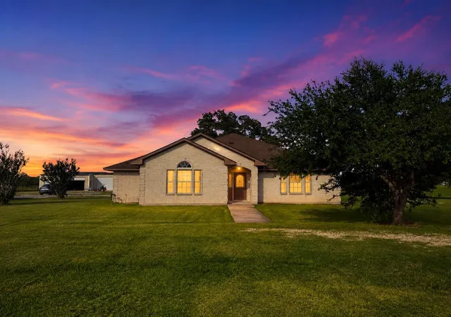 Homes for sale in Rockdale, TX | 972 County Road 335, Rockdale, TX 76567 | MLS# 7695336