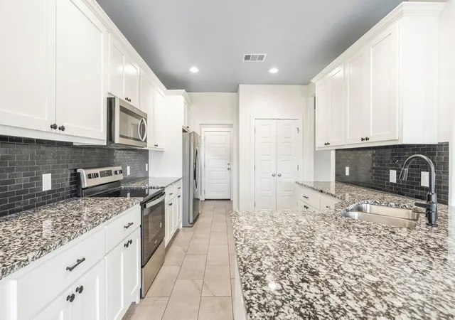 Photo 3 of Single family home for sale at 237 Dudley Way, Fredericksburg, TX 78624 | MLS# 3424599 | Listing updated on 2026-08-24