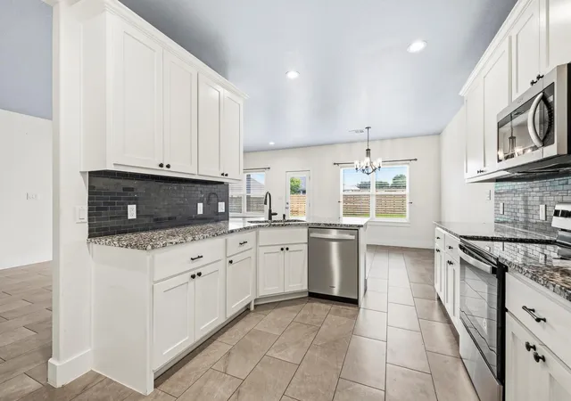 Photo 4 of Single family home for sale at 237 Dudley Way, Fredericksburg, TX 78624 | MLS# 3424599 | Listing updated on 2026-08-24