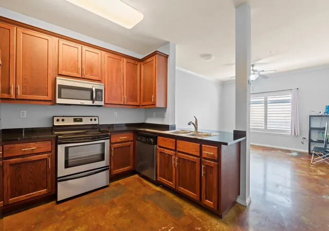 1st image of 910 W 25Th St #209, Austin, TX 78705 | MLS# 2983484