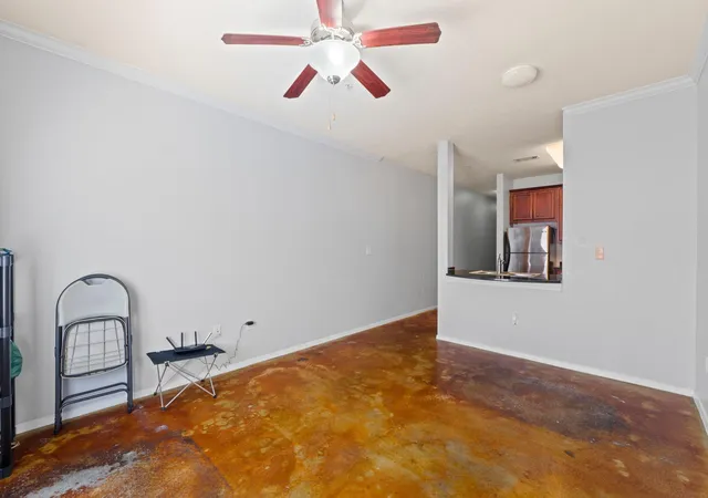 4th image of 910 W 25Th St #209, Austin, TX 78705 | MLS# 2983484