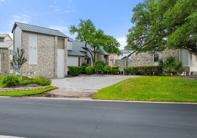 1st image of 103 Island Dr #2, Horseshoe Bay, TX 78657 | MLS# 9822384