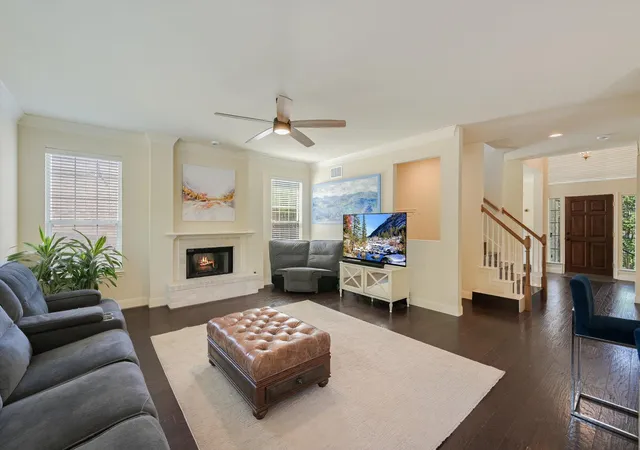 Photo 1 of Single family home for sale at 6804 Rain Creek Pkwy, Austin, TX 78759 | MLS# 4723742 | Listing updated on 2026-09-23