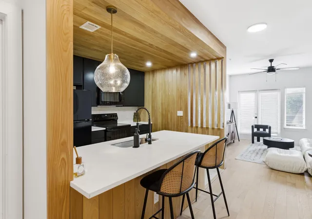 2nd image of 2505 Thornton Rd, Austin, TX 78704