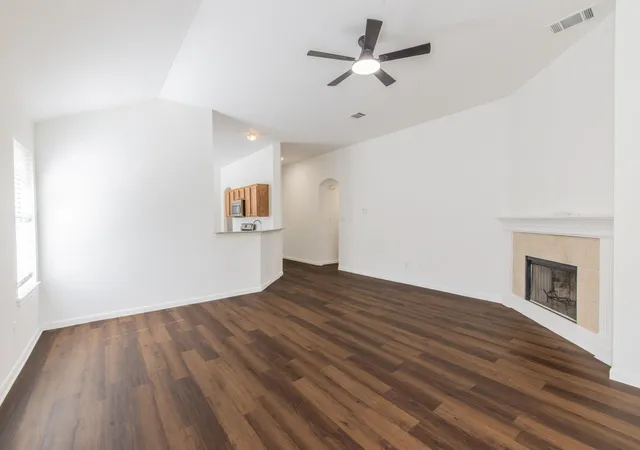 Photo 3 of Single family home for sale at 220 N Crossing Trl, Round Rock, TX 78665 | MLS# 1388990 | Listing updated on 2026-08-13