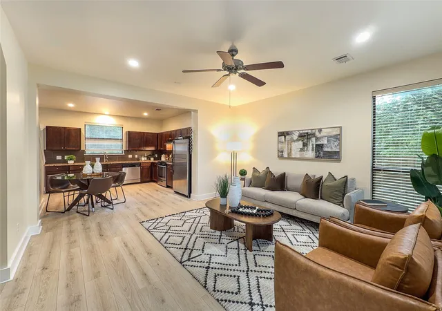 3rd image of 4120 Valley View Rd #B, Austin, TX 78704 | MLS# 8295835