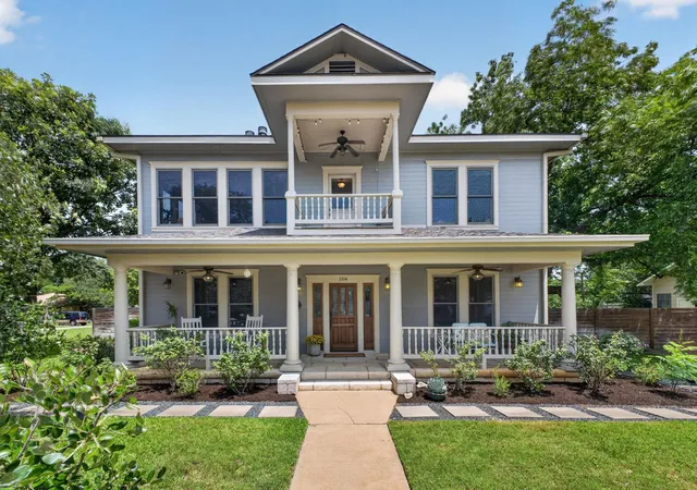 Photo 2 of Single family home for sale at 1104 E Liberty Ave, Round Rock, TX 78664 | MLS# 3550251 | Listing updated on 2026-10-02