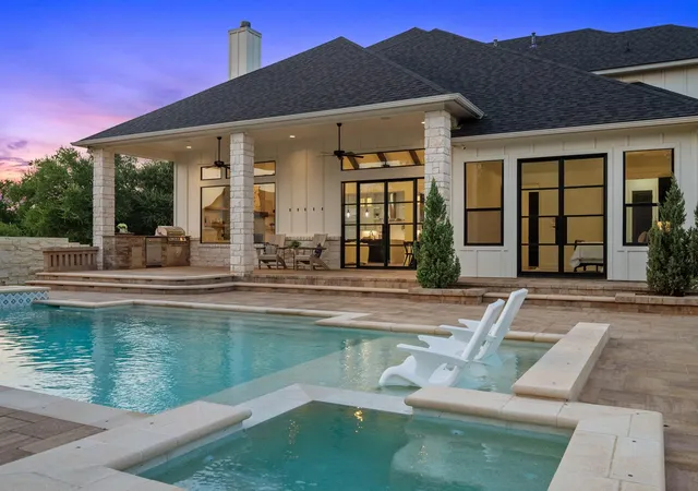 1st image of 112 Davis Ln, Georgetown, TX 78633 | MLS# 4311978