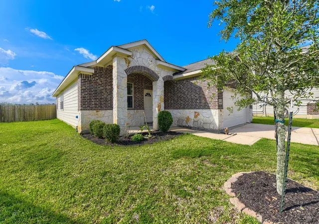 Homes for sale in Cut And Shoot, TX | 13990 Katlin Rd, Cut And Shoot, TX 77306 | MLS# 9817016