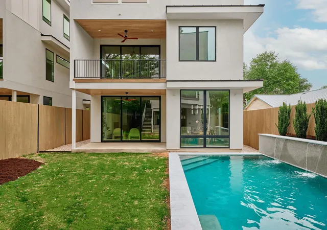 2nd image of 1213 Karen #2, Austin, TX 78757 | MLS# 3272721