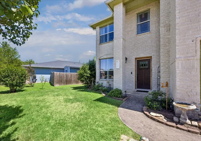 2nd image of 338 Spring Branch Loop, Kyle, TX 78640 | MLS# 5141382