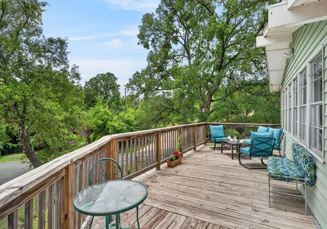 Homes for sale in Spicewood, TX | 1016 Windy Shores Loop, Spicewood, TX 78669 | MLS# 1998133
