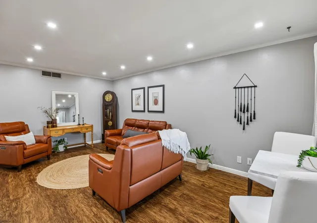 5th image of 7920 Rockwood Ln #249, Austin, TX 78757 | MLS# 2501238