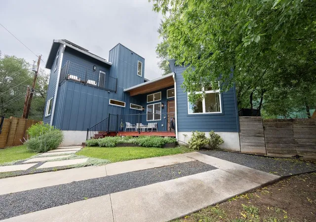 1st image of 3923 E 16th St #A, Austin, TX 78721 | MLS# 9667602