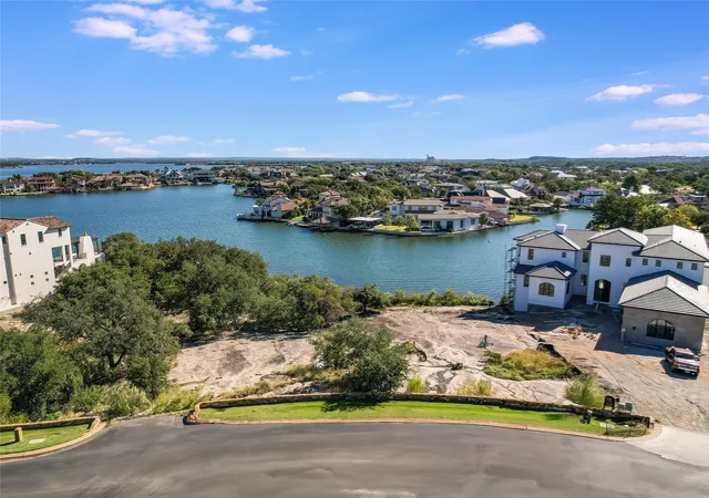 3rd image of 1221 Apache Tears, Horseshoe Bay, TX 78657 | MLS# 2743311
