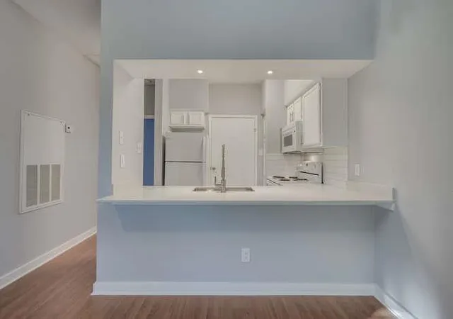 4th image of 2901 San Jacinto Blvd, Austin, TX 78705