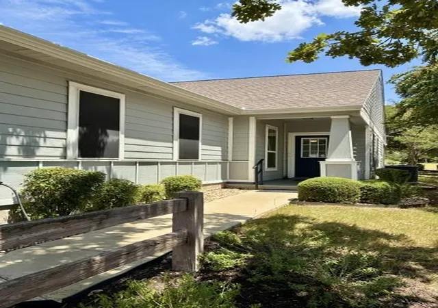 Photo 3 of Single family home for sale at 102 Portsmouth Dr, Georgetown, TX 78633 | MLS# 7341213 | Listing updated on 2026-09-20