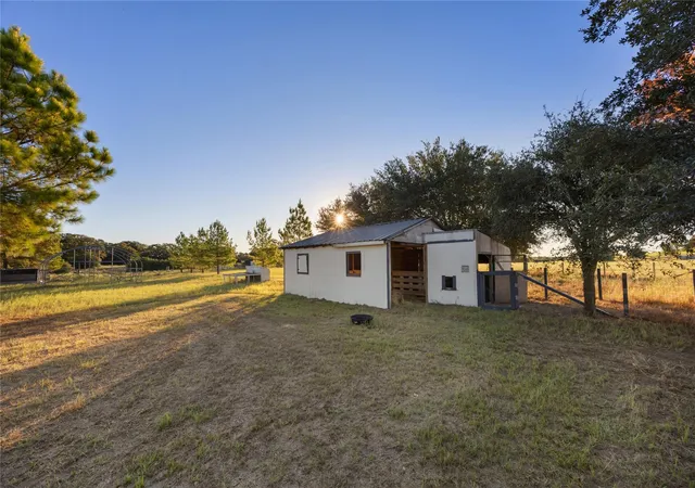 28th image of 245 Country Ln, Mc Dade, TX 78650 | MLS# 6133328