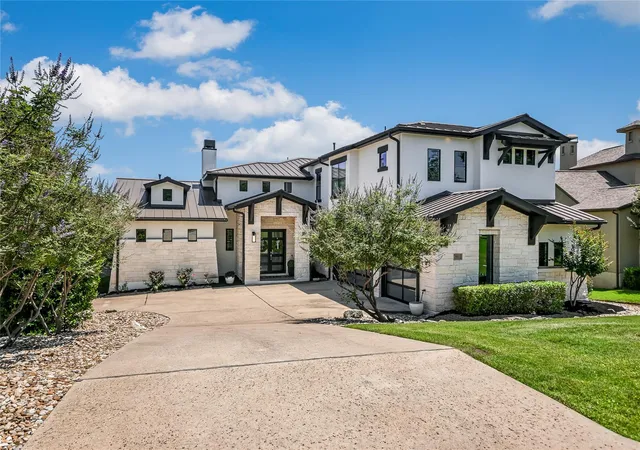 Photo 2 of Single family home for sale at 810 Crestone Strm Dr, Austin, TX 78738 | MLS# 6260009 | Listing updated on 2026-09-06
