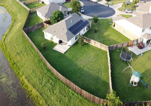 3rd image of 409 S Hunting Lodge Ln, Bastrop, TX 78602 | MLS# 5709527