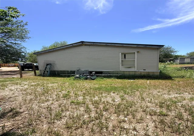 19th image of 2030 Ash St, San Marcos, TX 78666 | MLS# 3356928