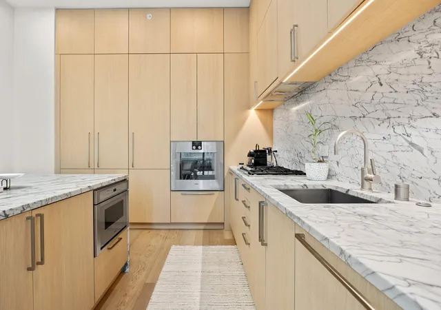 2nd image of 202 Nueces St #1405, Austin, TX 78701 | MLS# 4043365