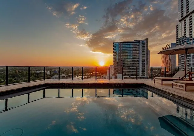 4th image of 202 Nueces St, Austin, TX 78701