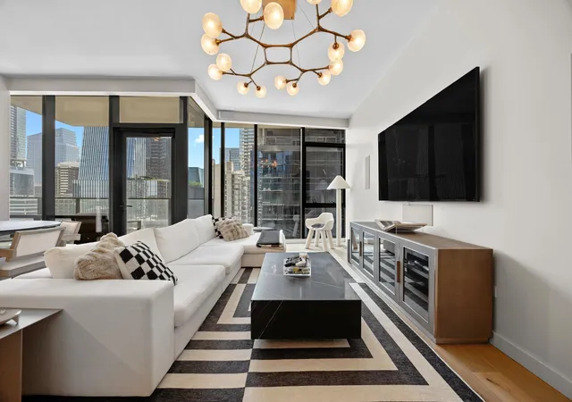 5th image of 202 Nueces St, Austin, TX 78701
