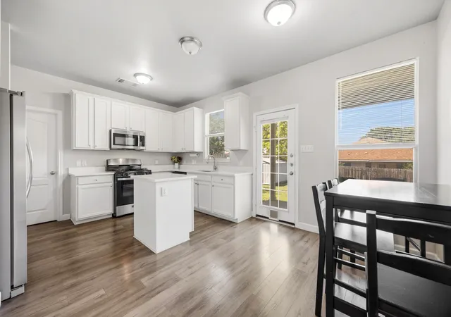 Photo 1 of Single family home for sale at 111 Brazos Ln, Kyle, TX 78640 | MLS# 8016567 | Listing updated on 2026-09-24